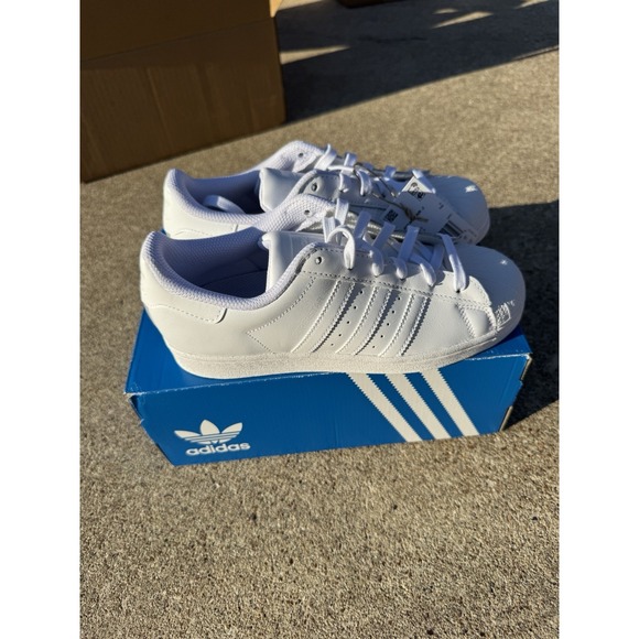 Adidas Originals Superstar J White Sneakers Youth/Women's Size 5.5 (US) – NWB - Picture 4 of 5